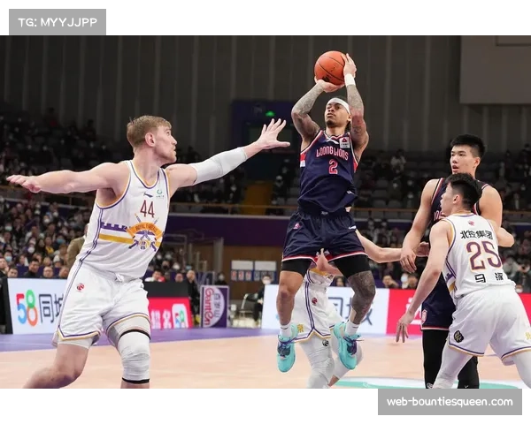 广州龙狮外援组合效果不佳 化学反应仍需时间磨合